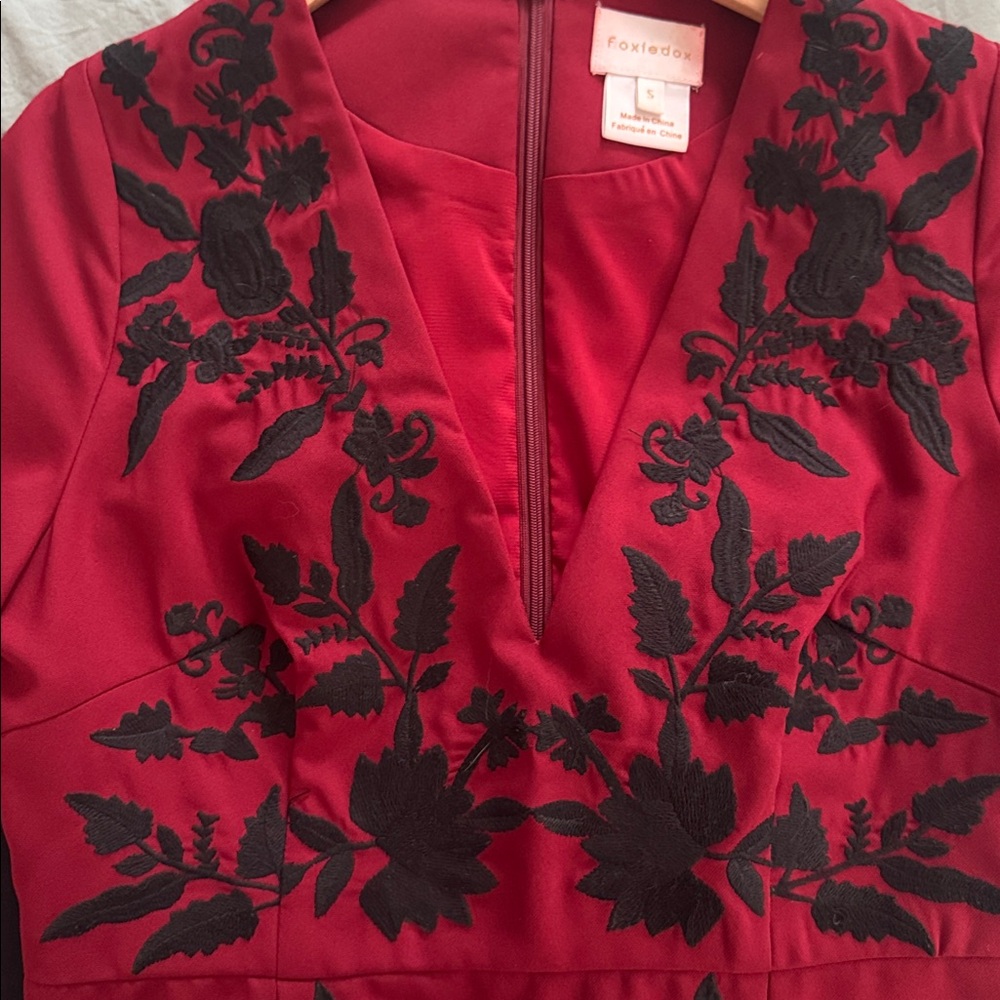 Foxiedox Dark Red/Sangria Red/Wine Red Knee-Length Dress, size Small - Picture 8 of 8